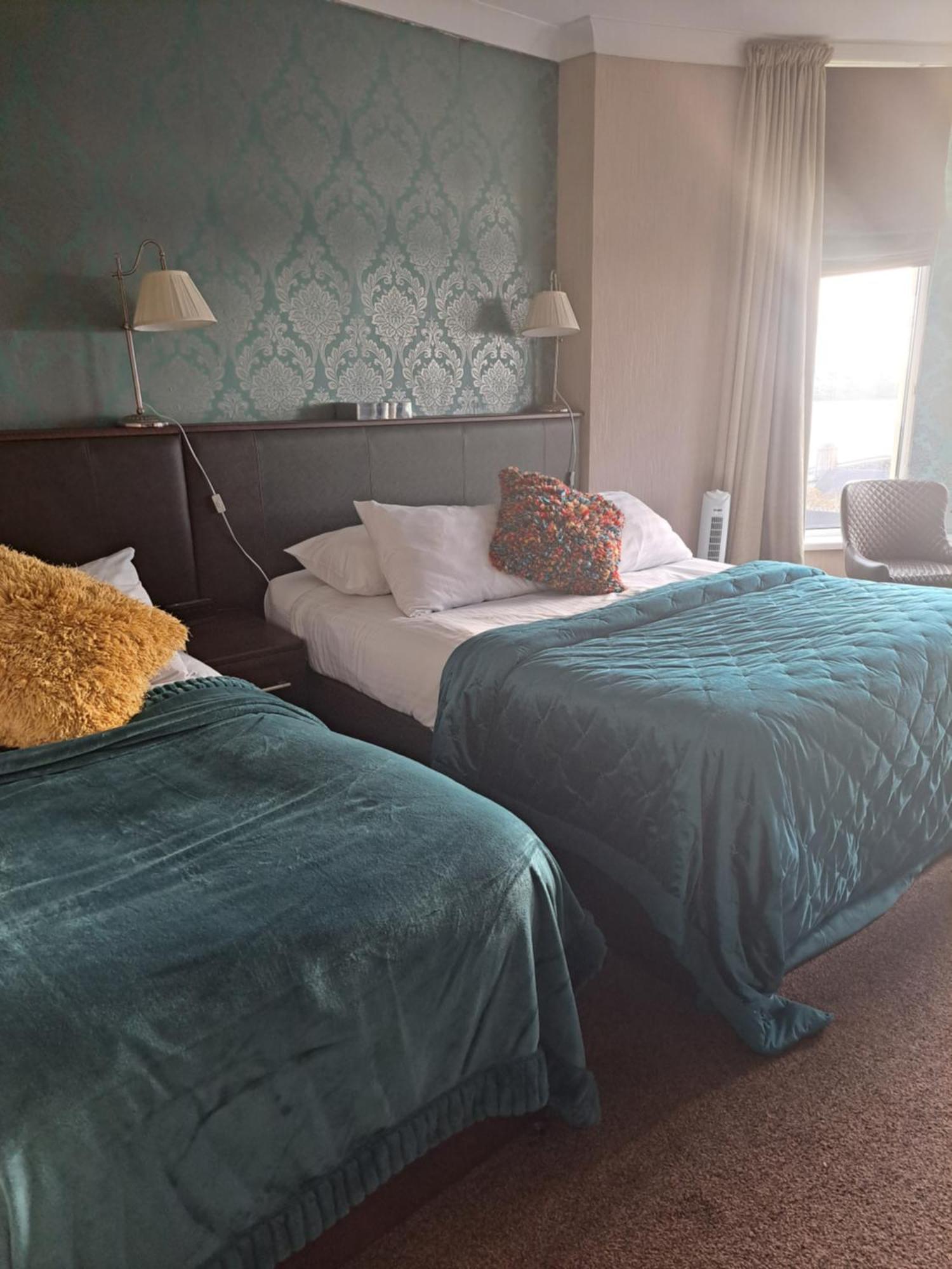 Avarest House Bb Adults Only Portrush Exteriör bild