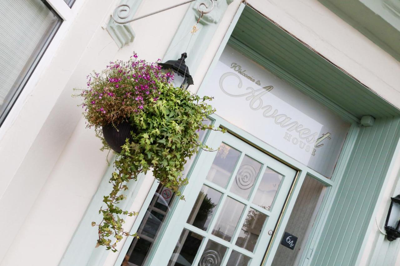 Avarest House Bb Adults Only Portrush Exteriör bild