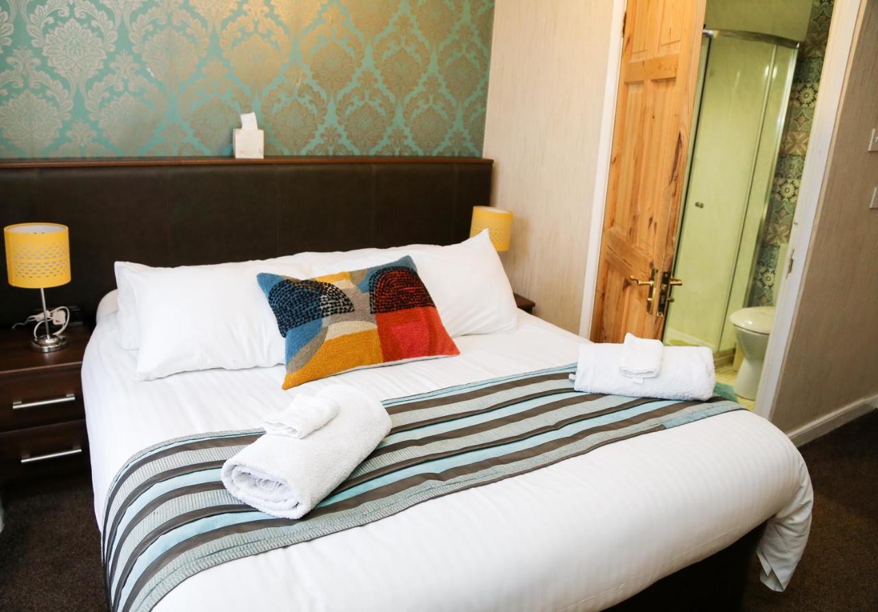 Avarest House Bb Adults Only Portrush Exteriör bild