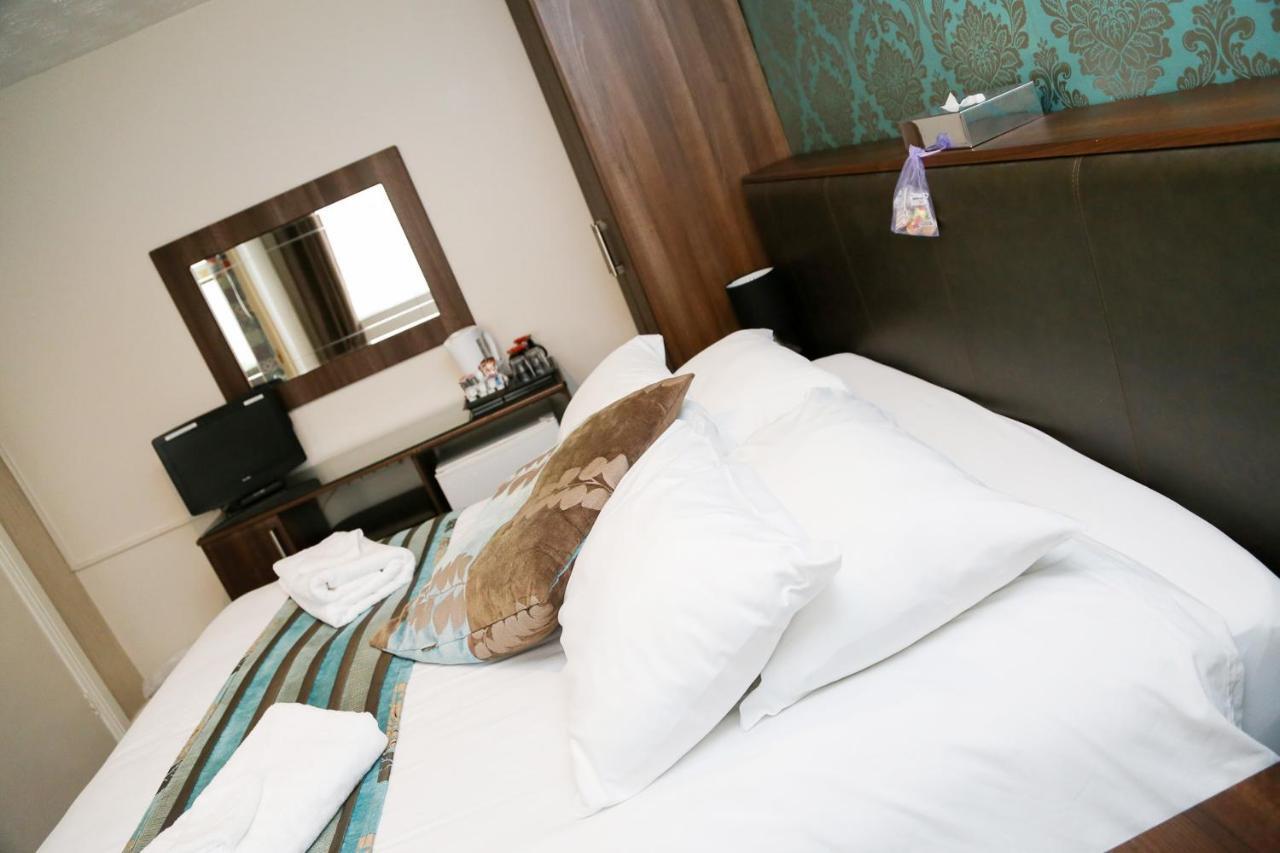 Avarest House Bb Adults Only Portrush Exteriör bild