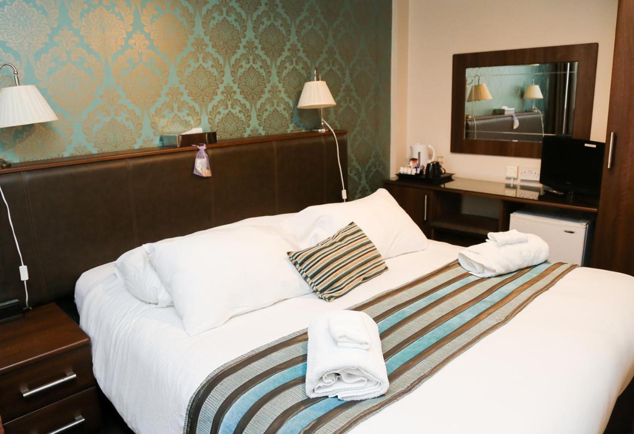 Avarest House Bb Adults Only Portrush Exteriör bild